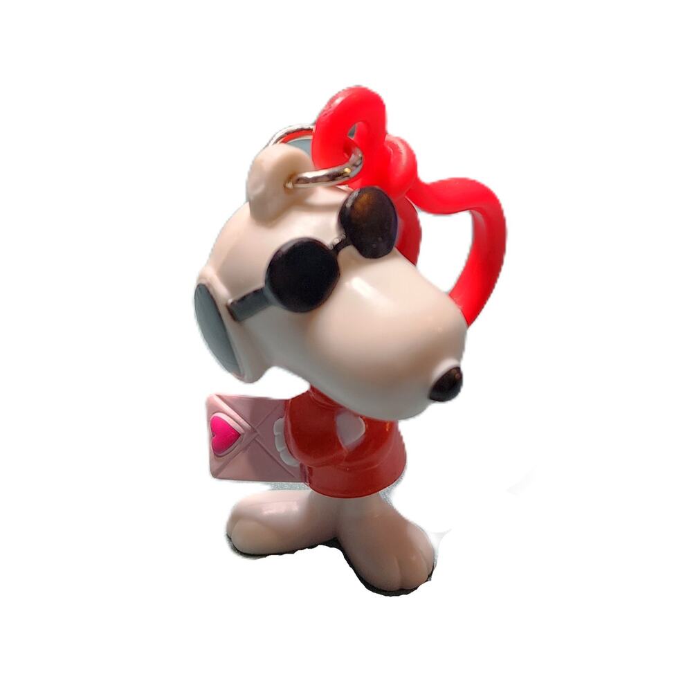 Vintage Peanuts Joe Cool Snoopy Valentines Day PVC Keychain